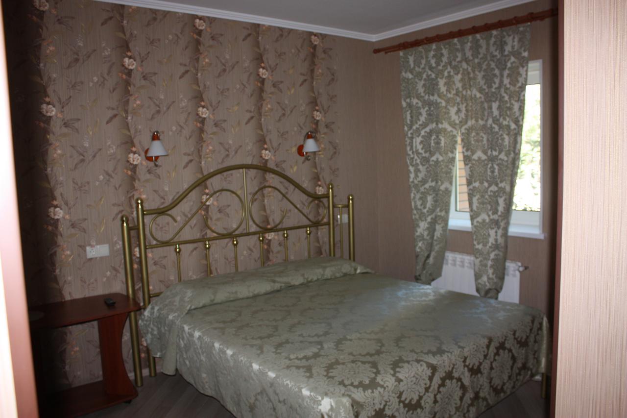 Hotel Gostynnyi Dvir Bucsa Szoba fotó