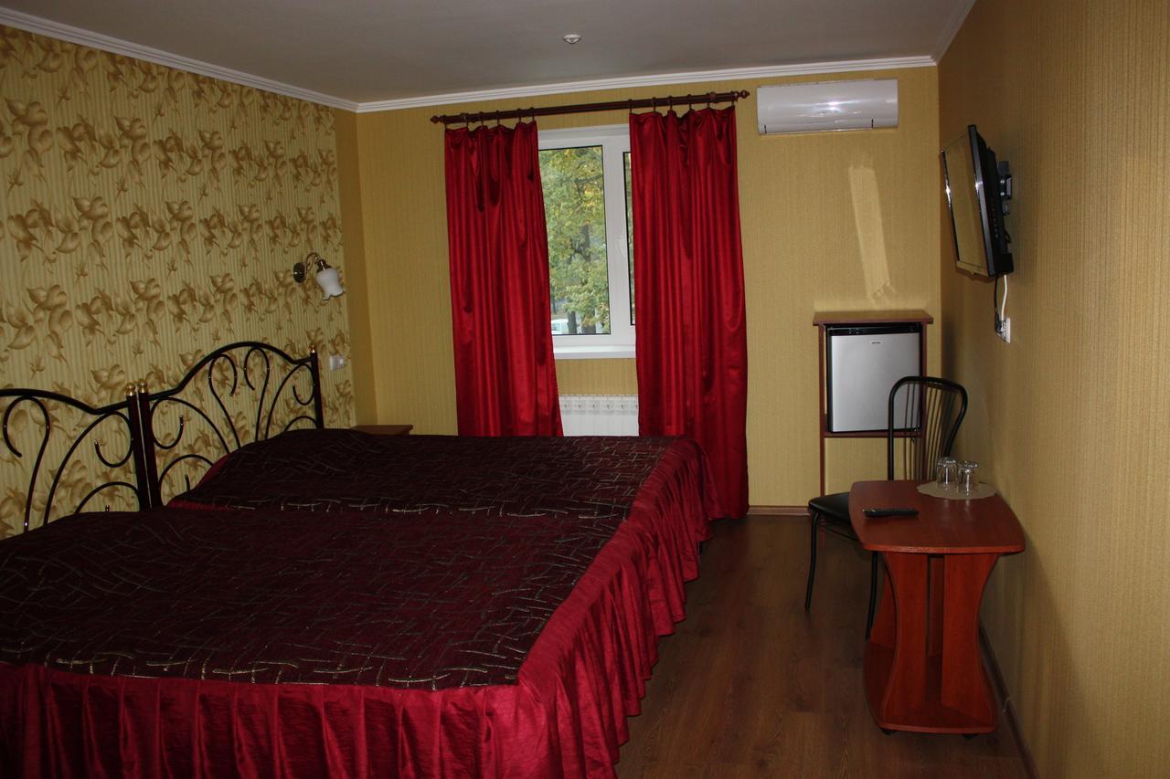 Hotel Gostynnyi Dvir Bucsa Szoba fotó
